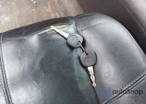 2008 Chevrolet Suburban 1500 Lt from USA, damaged, VIN 3GNFK16388G287288